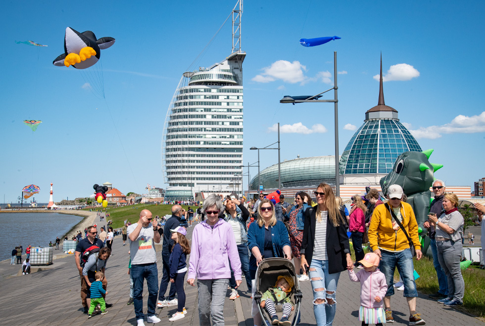 Besucher auf dem Drachenfest Bremerhaven