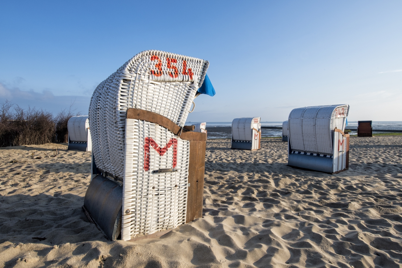 Strandkörbe am Strand in Cuxhaven
