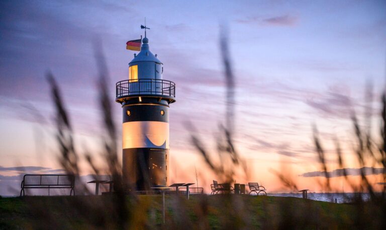 Leuchtturm Wremen Kutterhafen