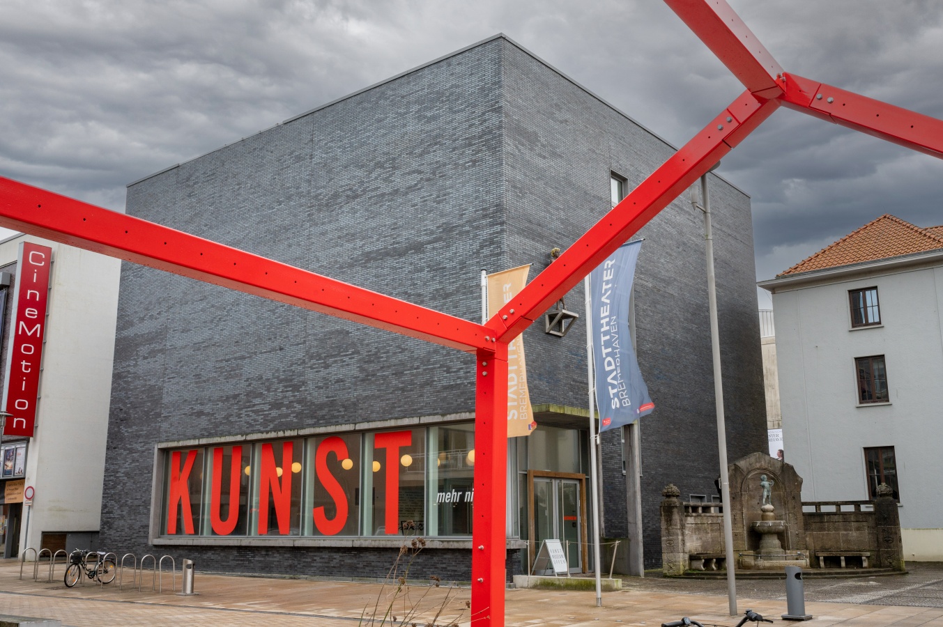 Kunsthalle und Kunstmuseum am Theodor-Heuss-Platz.
