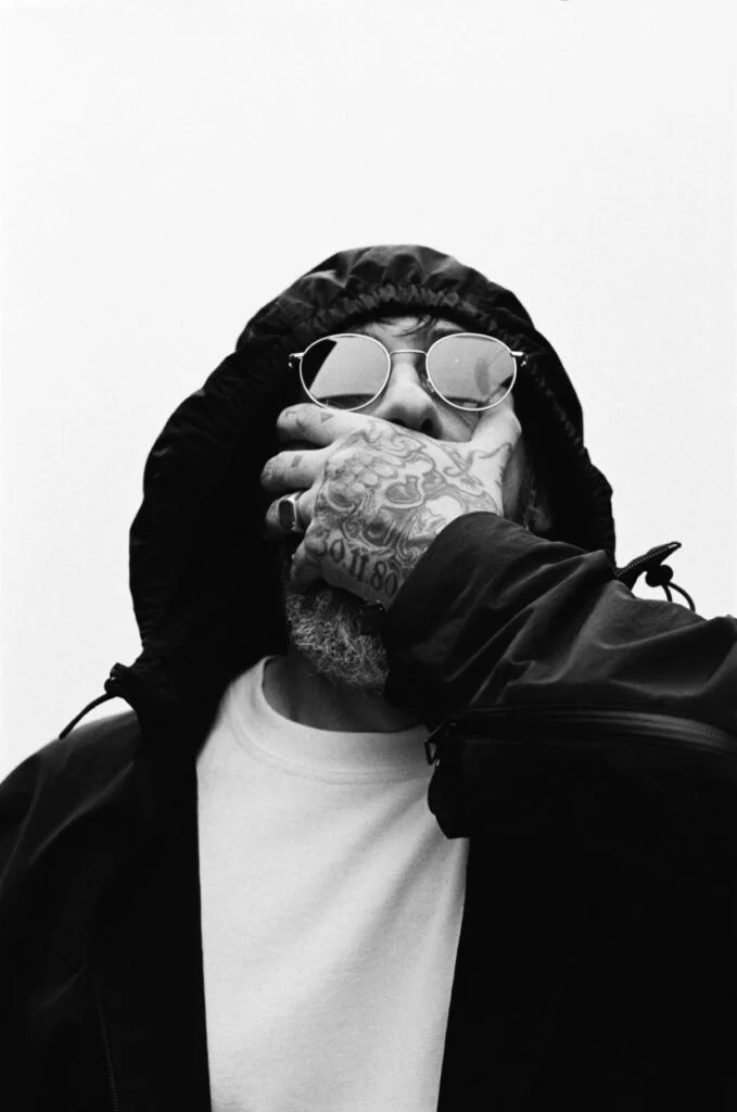 Vier Tage Musik: Das Deichbrand Festival 2026 in Wanhöden präsentiert mehr als 100 Bands und DJs. Mit dabei ist auch der Rapper Sido.