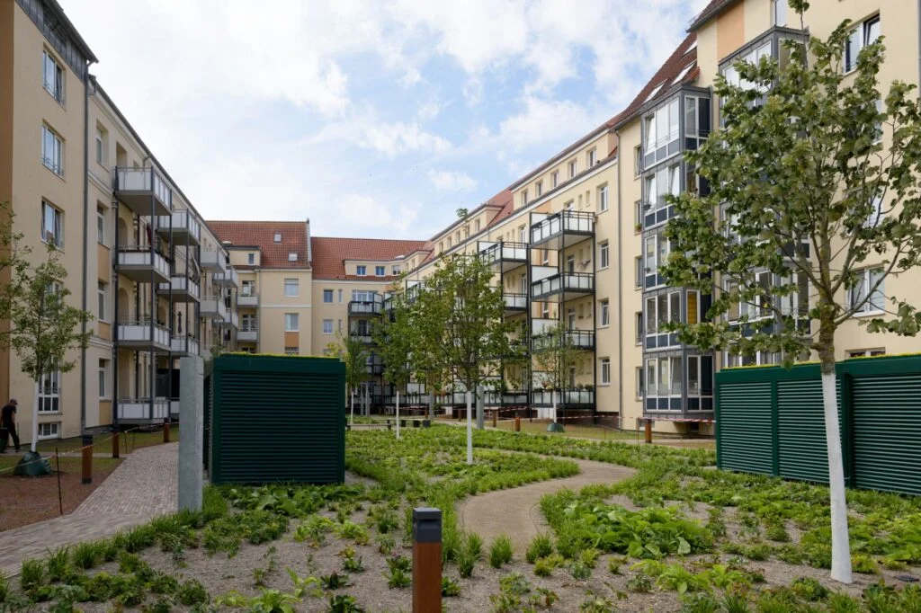 Der neu geschaffene Innenhof in der Bremerhavener Steinstraße.