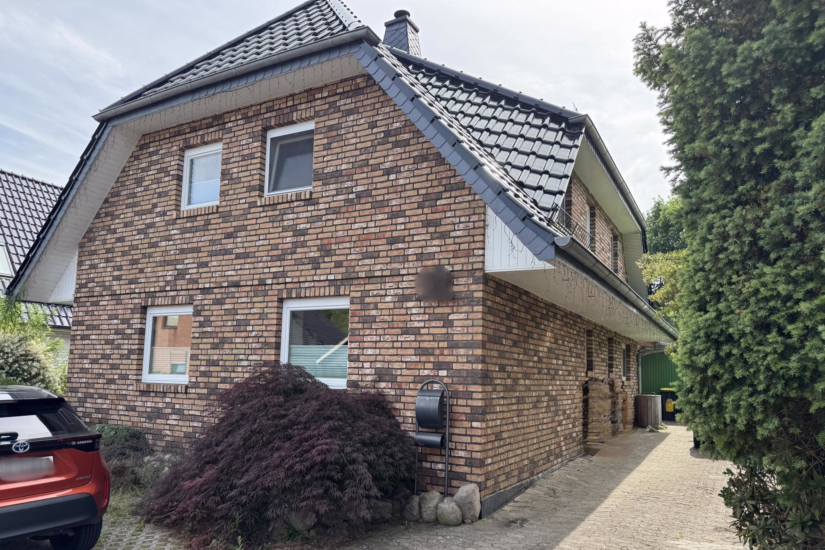 Straßenansicht