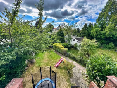 Vermietetes ZFH mit Mini-Bungalow im Garten - Garten (81179)