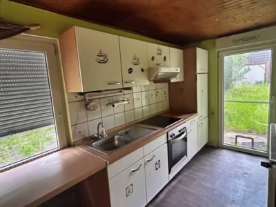 Vermietetes ZFH mit Mini-Bungalow im Garten - Küche Bungalow (81189)