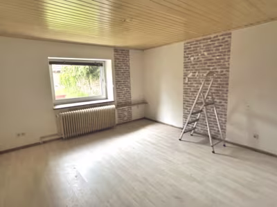 Vermietetes ZFH mit Mini-Bungalow im Garten - Raum Bungalow (81190)