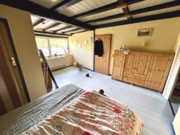 Großzügiges Einfamilienhaus mit großem Grundstück - Schlafzimmer DG I (43094)