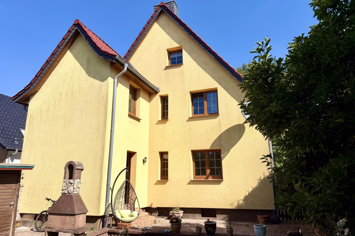 Hausrückseite