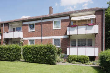 Ruhig gelegene Wohnung im Grünen - Balkonseite (44609)