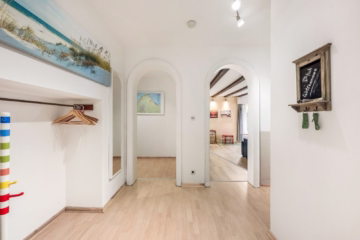 Einziehen oder Vermieten in begehrter Lage - Flur (45618)