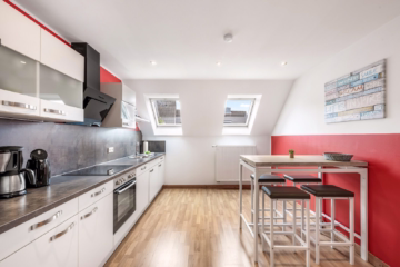 Einziehen oder Vermieten in begehrter Lage - Obergeschoss Küche (45637)