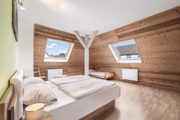 Einziehen oder Vermieten in begehrter Lage - Obergeschoss Schlafen (45635)