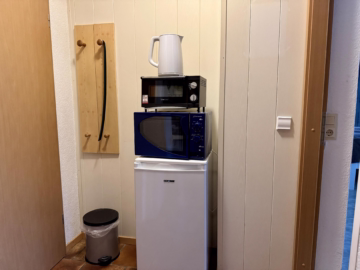 Gepflegtes Fertighaus mit Ferienwohnung - Küchennische (36228)