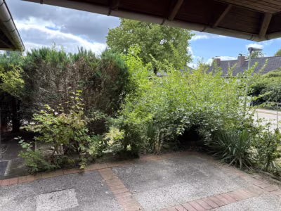 Winkelbungalow im Fehrmoor mit 6 Zimmern & Keller - Terrasse (79702)