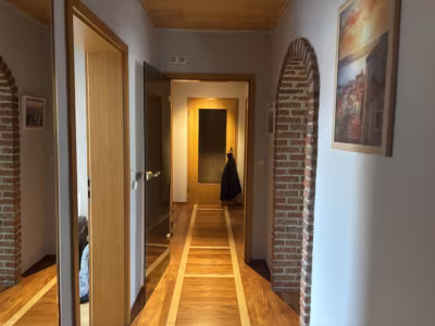 Altbau im Herzen Geestemündes – 4-Zimmer-ETW- 3.OG - Flur (88786)