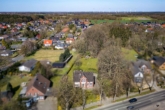 Luftaufnahme - Villa mit rd. 9.775 m² Grundstück und eigenem Wald