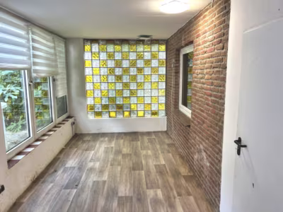 Großzügiges EFH in beliebter Lage - Wintergarten (92118)