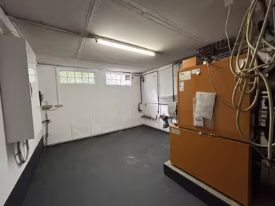 Großzügiges EFH in beliebter Lage - Keller Heizungsraum (92139)