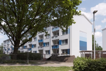 Wohnung mit Sonderkonditionen für Renovierungswütige! - Gesamtansicht (76873)
