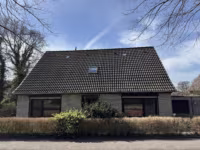 Ferienhaus Straßenansicht