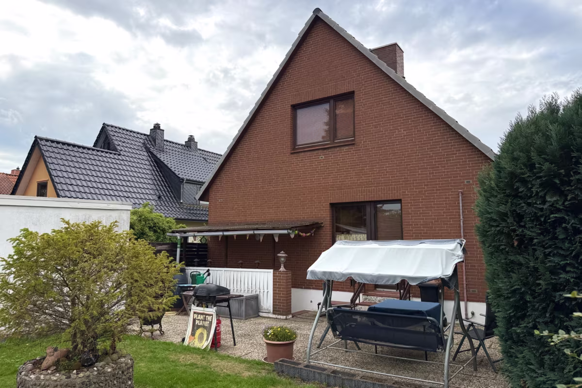 Hausrückseite