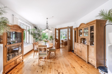 Exklusive Villa in Parknähe - Esszimmer (43434)