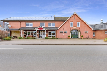 Feiern, Genießen, Wohnen: Gastronomie m. 5 Wohng. - Außenansicht (42672)