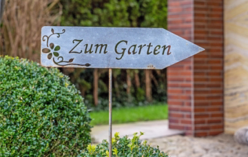 Feiern, Genießen, Wohnen: Gastronomie m. 5 Wohng. - Garten (42693)