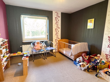 Landwirtschaftlicher Betrieb in Hollnseth - Kinderzimmer OG (35564)