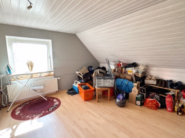 Landwirtschaftlicher Betrieb in Hollnseth - Zimmer OG (35572)