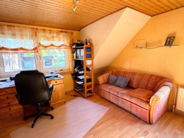 Landwirtschaftlicher Betrieb in Hollnseth - Arbeitszimmer OG (35573)