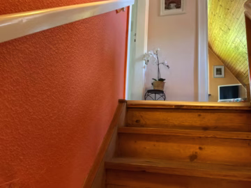 Idyllisches Einfamilienhaus - Treppe (69729)