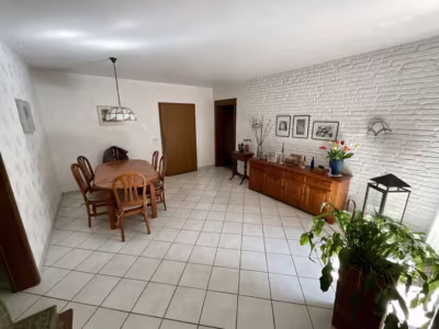 Schöner Bungalow in ruhiger Lage - Diele (85158)