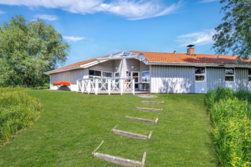 Exklusives Poolhaus im Wasser- und Landschaftspark - Außenansicht (64285)