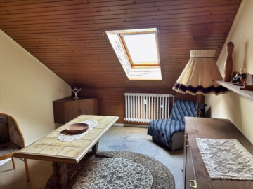 Auf die Lage kommt es an! - Mansardenzimmer (59253)