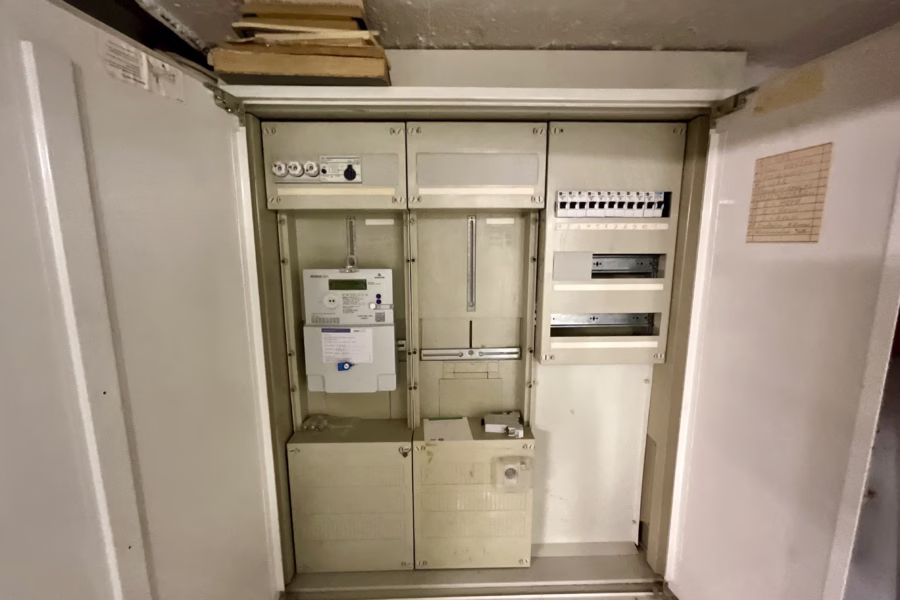 Sicherungskasten im Keller