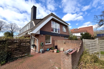 Chancen erkennen & nutzen – Zweifamilienhaus - Hausrückseite (47035)