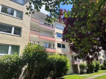 4-Zimmer-ETW in Mitte, 2 Balkone & Blick ins Grüne - Rückansicht (77575)