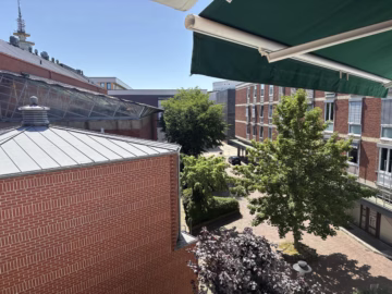 ETW mit Fahrstuhl & 2 Loggien im Hochschulquartier - Ausblick Loggia (70486)