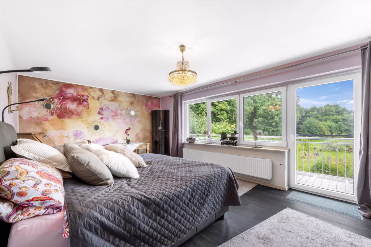 Schlafzimmer DG