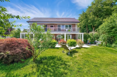 Maritimes Wohnglück am Sahlenburger Küstenwald - Blick aus dem Garten (78430)