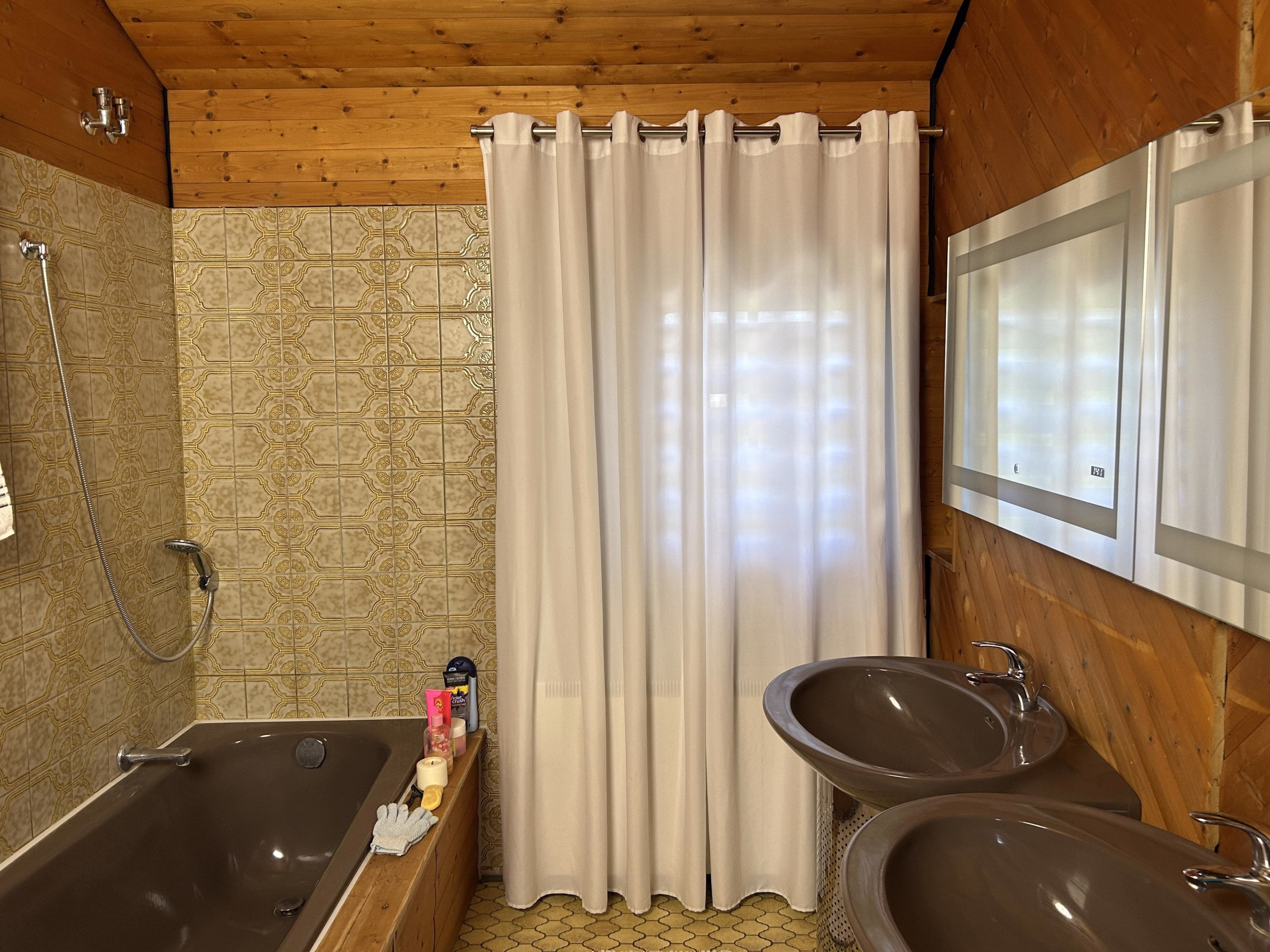 Badezimmer EG