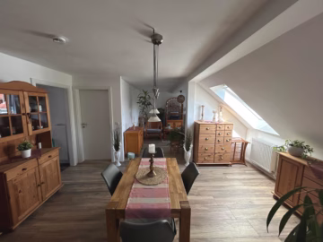 Vermietete Etage in beliebter Lage von Mitte-Nord - Diele (76075)