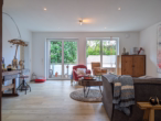 Wohnzimmer - Stilvolle 3-Zimmer-Eigentumswohnung mit Fahrstuhl