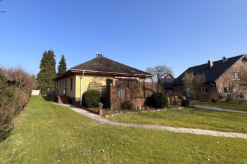 Familienhaus in ruhiger Lage zu verkaufen - Straßenansicht II (43635)