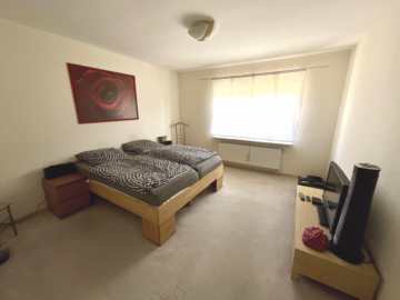 Familienhaus in ruhiger Lage zu verkaufen - Schlafzimmer (43645)
