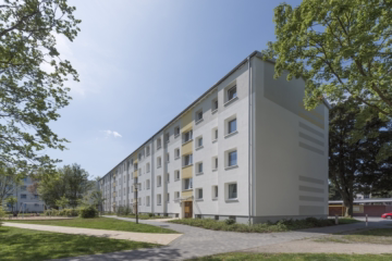 Großzügige Grünanlagen - Gesamtaufnahme (44626)