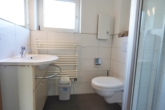 Badezimmer DHH 2 - Doppelhaus im Feriengebiet „Achtern Diek“