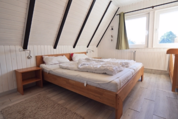 Doppelhaus im Feriengebiet „Achtern Diek“ - Schlafzimmer OG (41634)