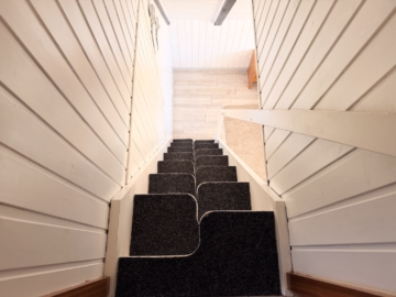 Doppelhaus im Feriengebiet „Achtern Diek“ - Treppe zum DG (41636)